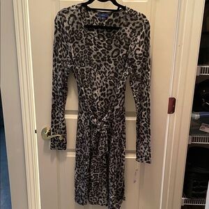 Apt. 9 Gray Long Sleeve Animal Print Dress